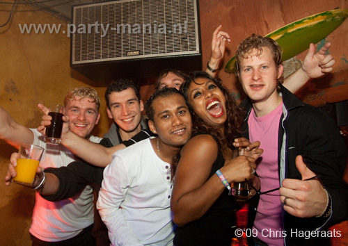 091031_070_havana_partymania