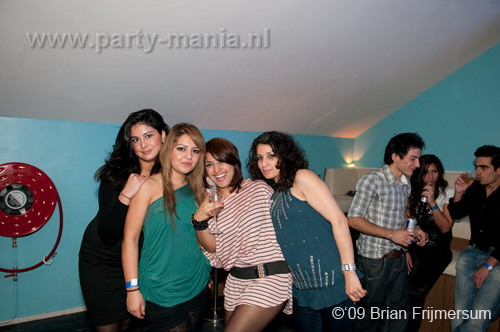 091106_066_music_victim_partymania