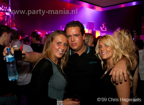 091114_105_ilovelos_partymania