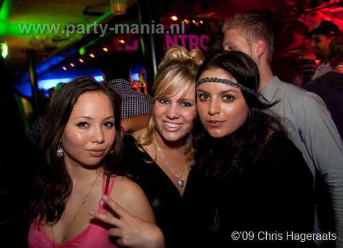 091114_109_ilovelos_partymania