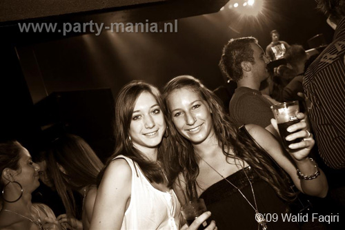 091114_083_ilovelos_partymania