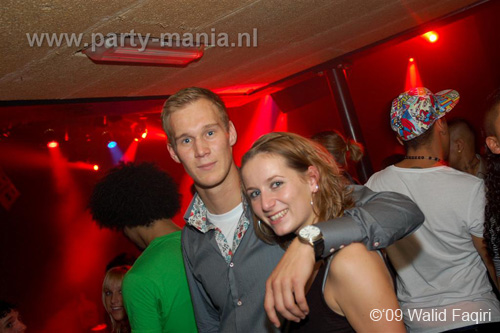 091114_089_ilovelos_partymania