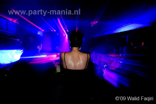 091114_102_ilovelos_partymania