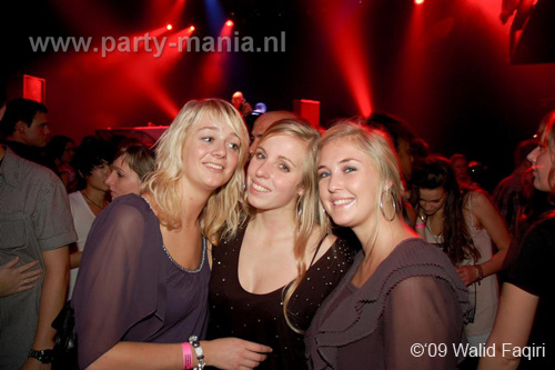 091114_112_ilovelos_partymania