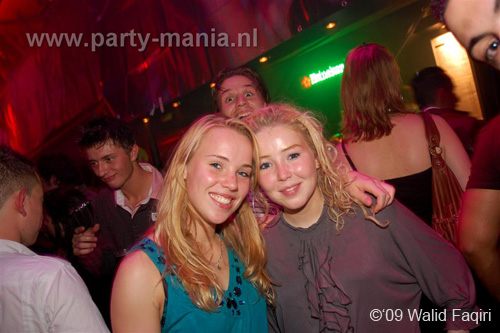 091114_118_ilovelos_partymania