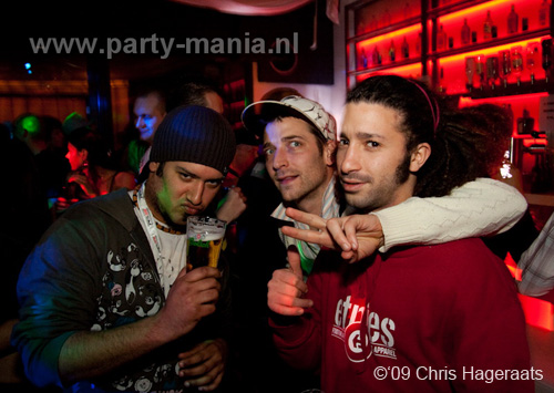 091116_071_red_monday_partymania