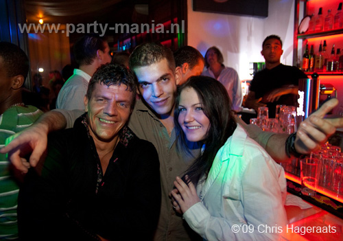 091116_073_red_monday_partymania