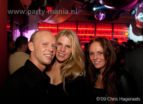 091116_111_red_monday_partymania