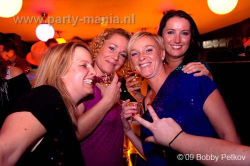 091128_065_cloos_partymania