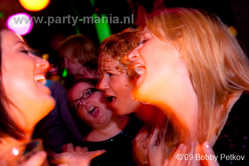 091128_073_cloos_partymania