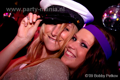 091128_101_cloos_partymania