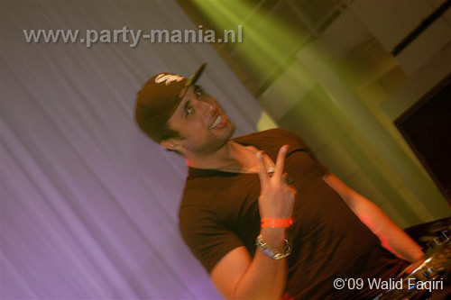 091128_102_love_life_festival_partymania