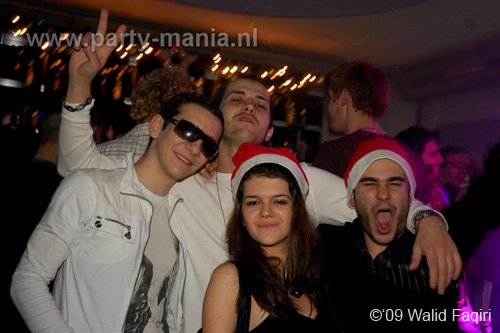 091217_149_xxlmas_party_partymania