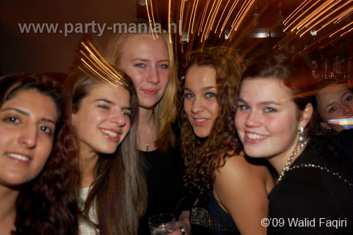 091217_155_xxlmas_party_partymania