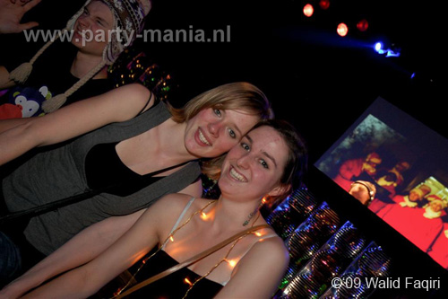 091217_203_xxlmas_party_partymania