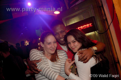 091219_071_havana_partymania