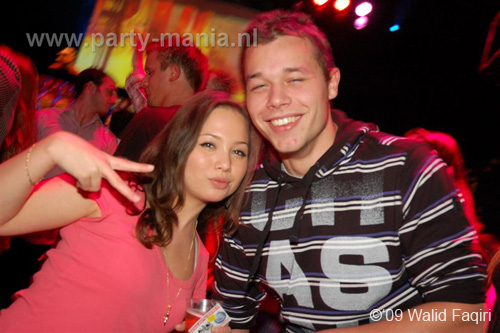 091224_084_los_partymania