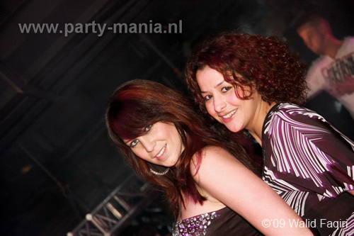 091224_095_los_partymania