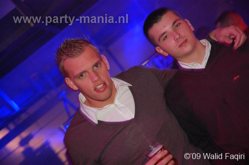 091224_096_los_partymania