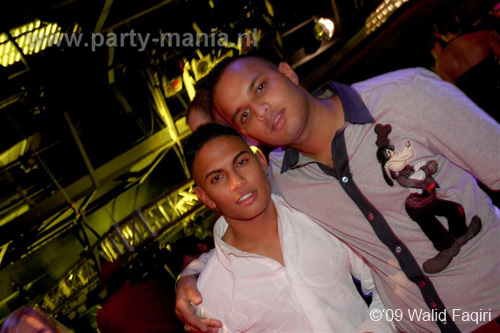 091224_100_los_partymania