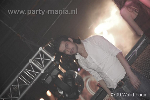 091224_104_los_partymania