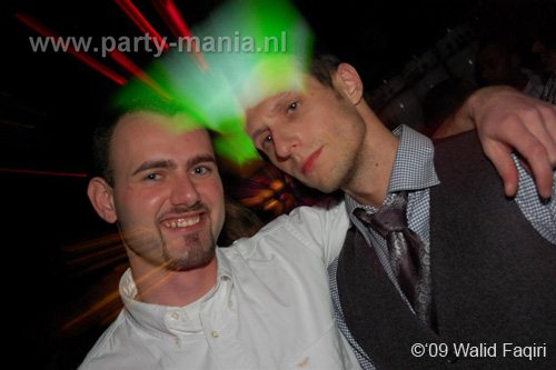 091224_116_los_partymania