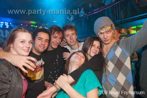 091226_114_franchise_partymania