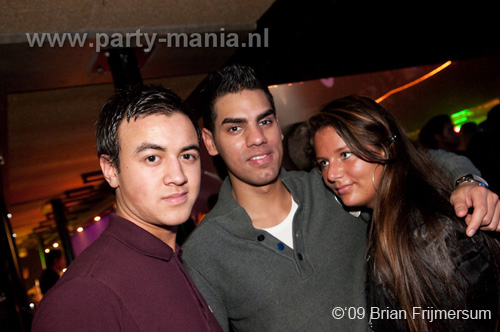 091226_192_franchise_partymania