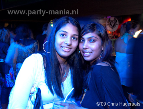 091226_105_franchise_partymania