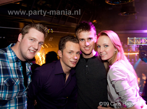 091226_135_franchise_partymania