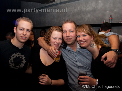 091226_139_franchise_partymania