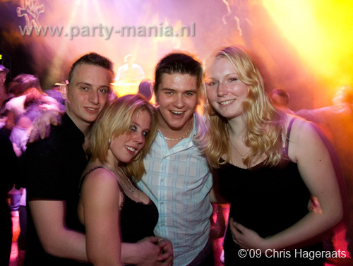 091226_204_franchise_partymania