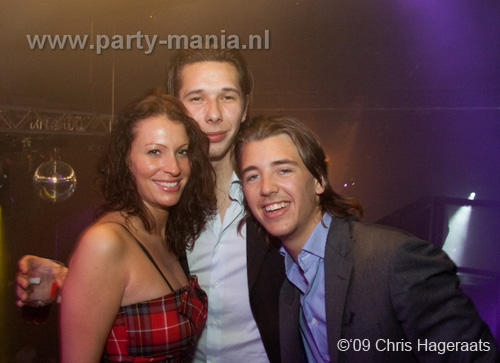 091226_228_franchise_partymania