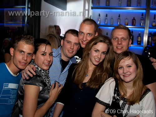 100109_070_tjek_de_tek_partymania