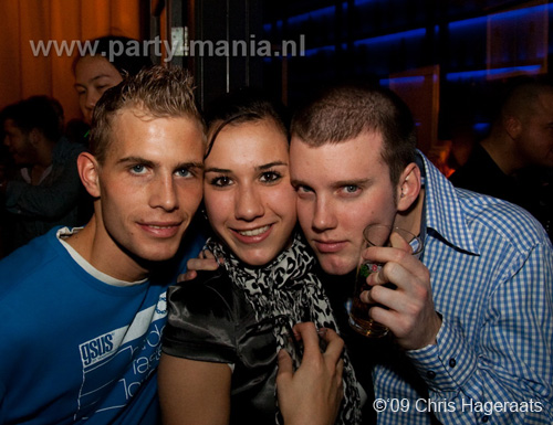 100109_072_tjek_de_tek_partymania