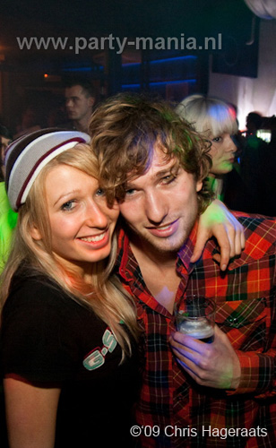 100109_074_tjek_de_tek_partymania