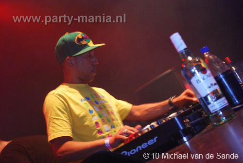 100130_221_billy_the_klit_partymania