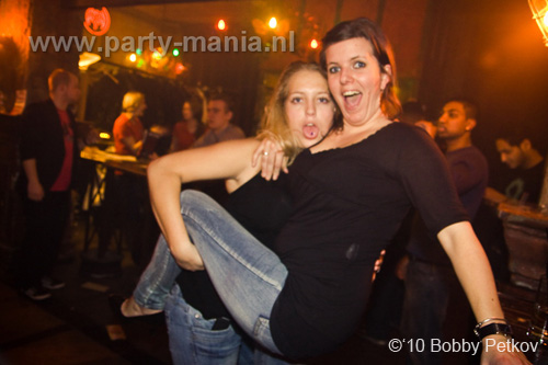 100212_095_havana_partymania