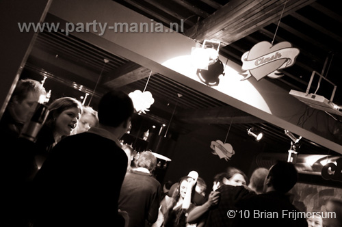 100219_102_seven_partymania