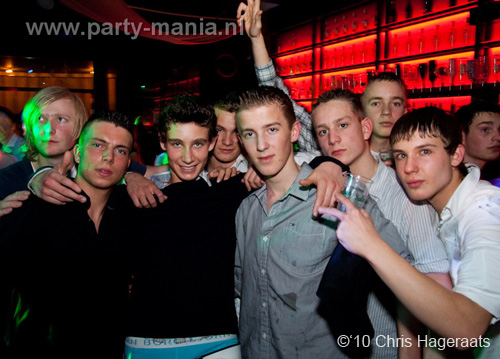 100226_081_punk_partymania