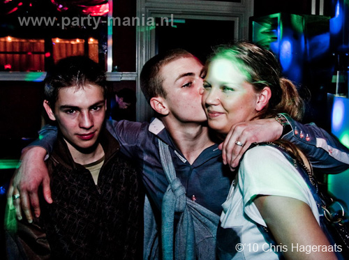 100226_103_punk_partymania