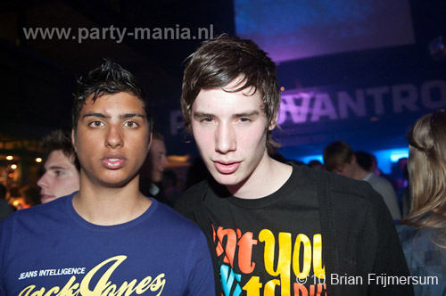 100306_124_sick_paard_brian_partymania