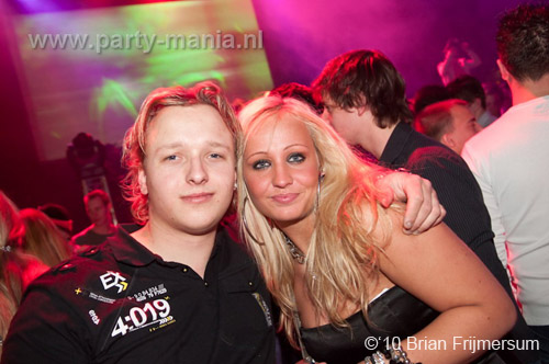 100306_131_sick_paard_brian_partymania