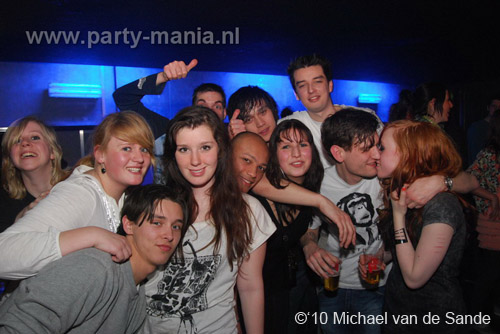 100306_129_sick_paard_michael_partymania