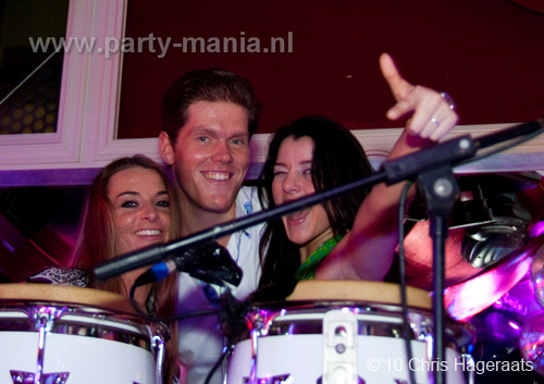 100313_105_perfection_partymania