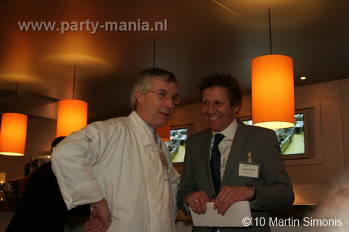 100318_303_ikbendebestetv_martin_partymania