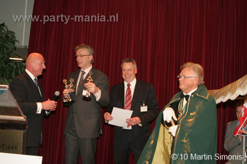 100318_468_ikbendebestetv_martin_partymania