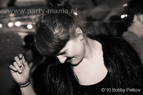 100326_068_bakk_partymania