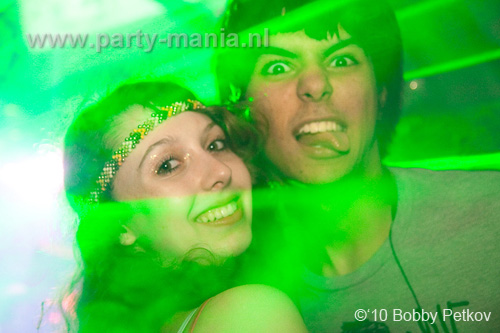 100326_075_bakk_partymania