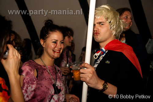 100326_089_bakk_partymania